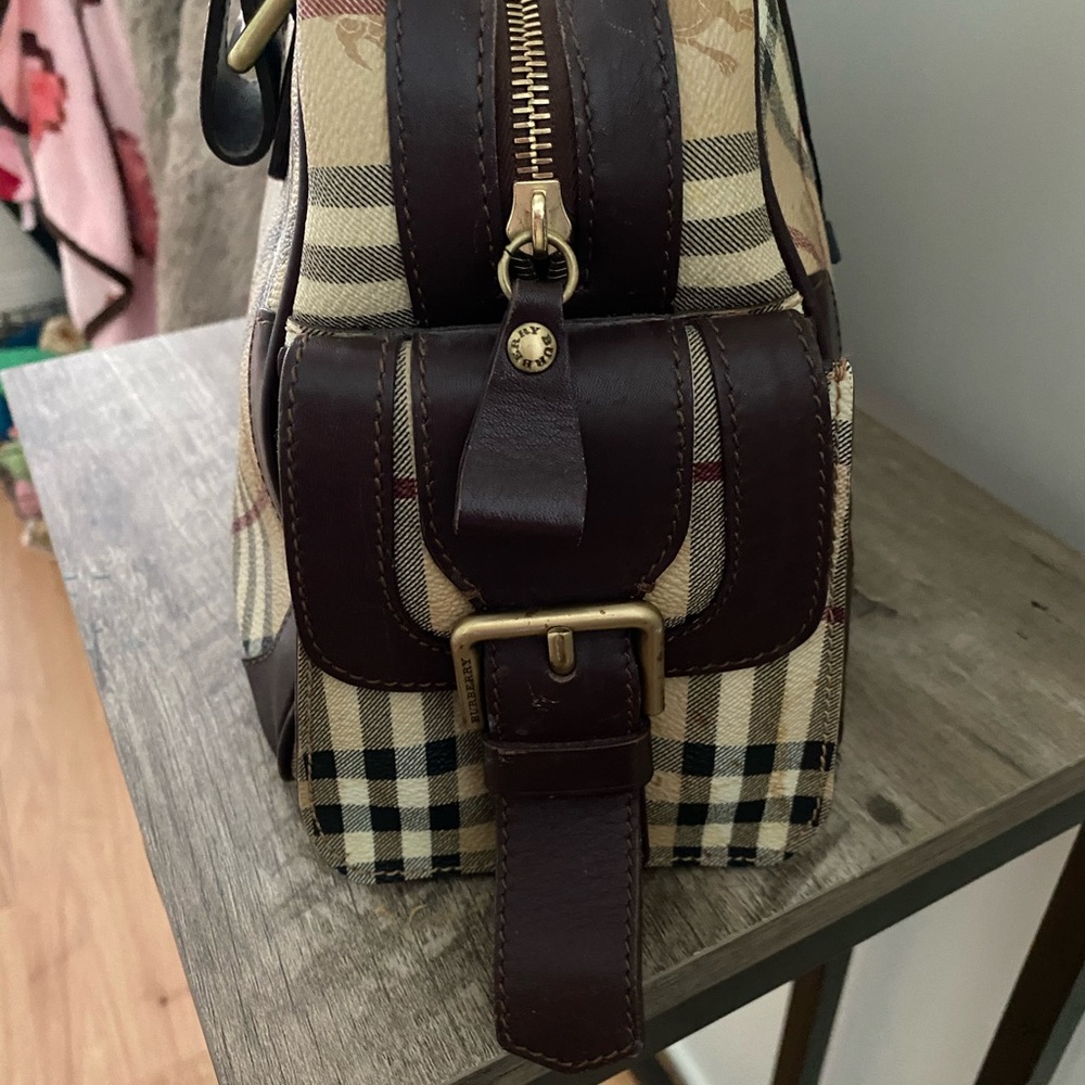 Burberry London Haymarket nova plaid tote handbag - Picture 5 of 11